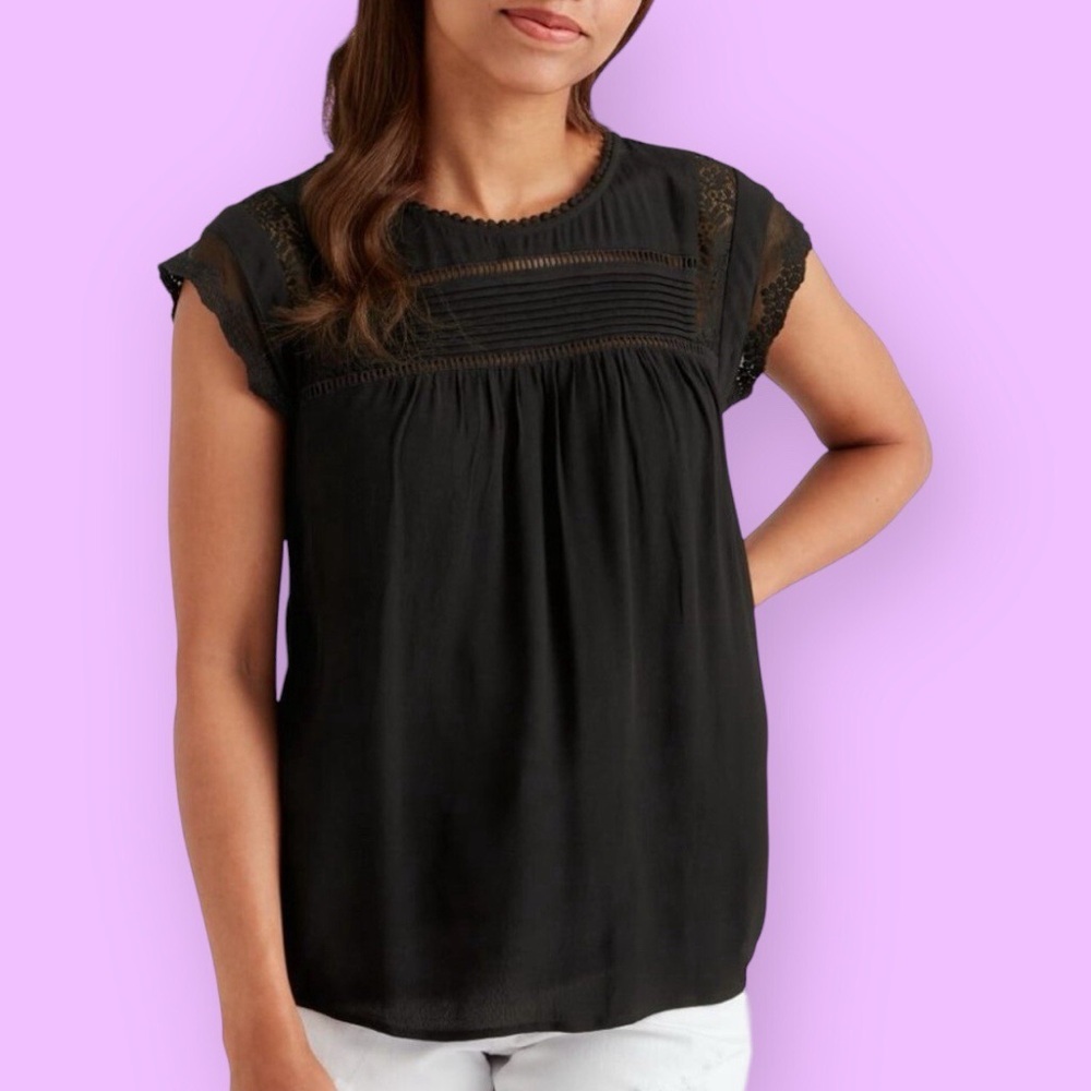 Daniel Rainn Black Lace Accent Blouse
